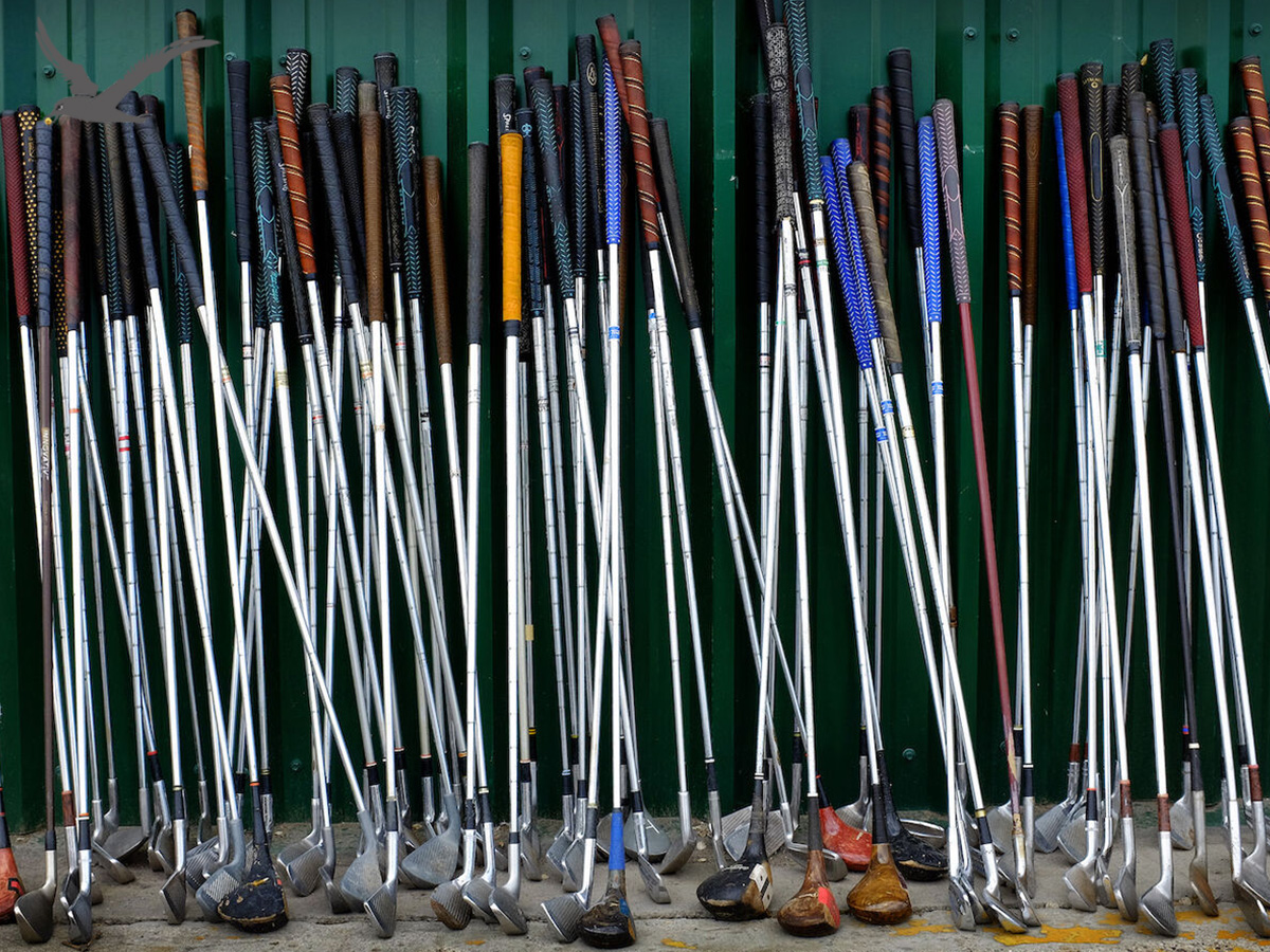 Bagaimana cara memilih bahan poros golf yang tepat dan kekerasan kelas?